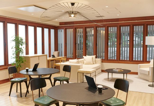 軽井沢マリオットホテル　新しい働き方に対応したワークプレイス「Work Lounge(Cozy Works KARUIZAWA)」を10月26日（月）より提供開始